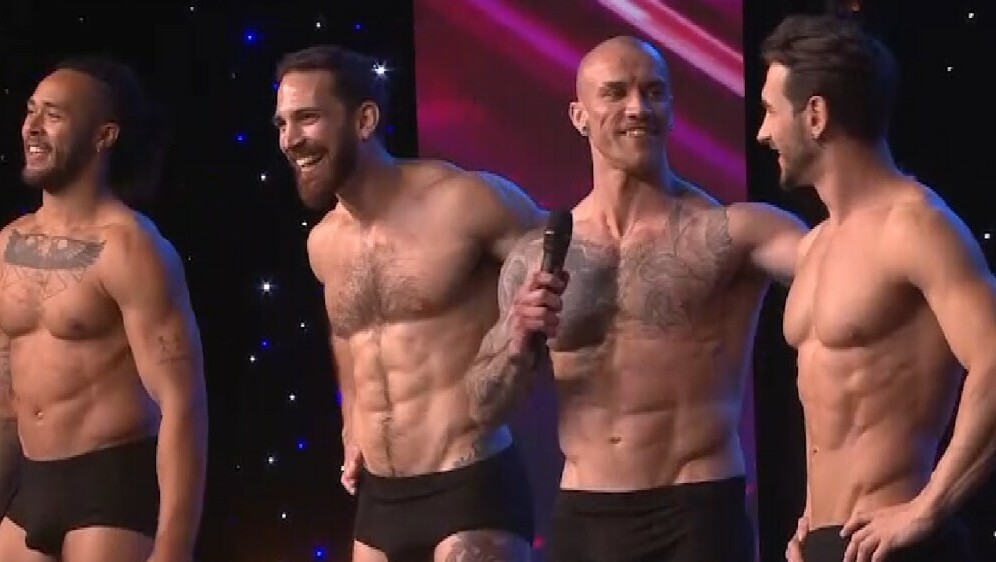 Forbidden nights, Supertalent - 14