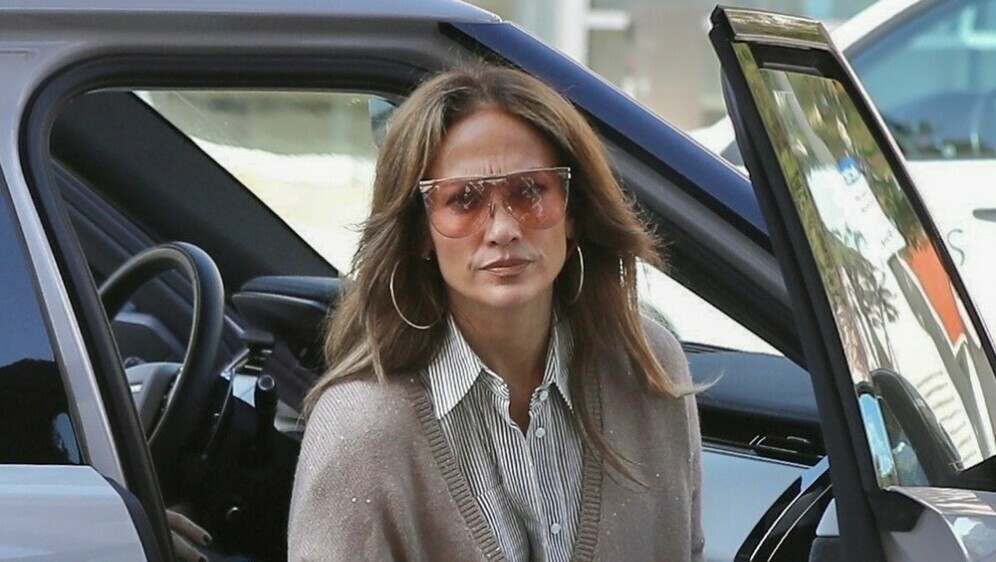 Jennifer Lopez - 1