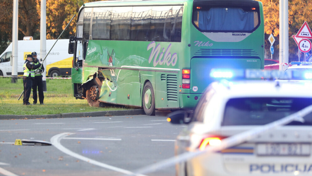 Sudar tramvaja i autobusa u Zapruđu - 14