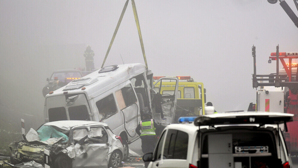 Teška prometna nesreća na A6 - 12