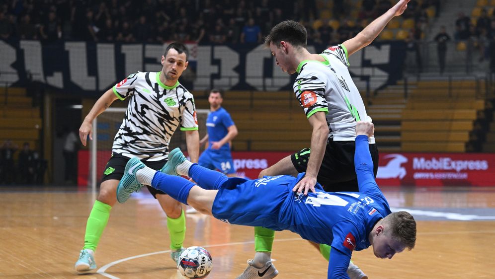 Futsal Dinamo - Olmissum