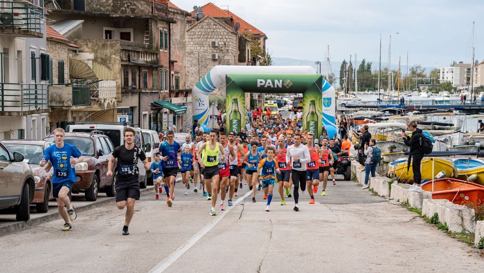 8. Omiški polumaraton - 10