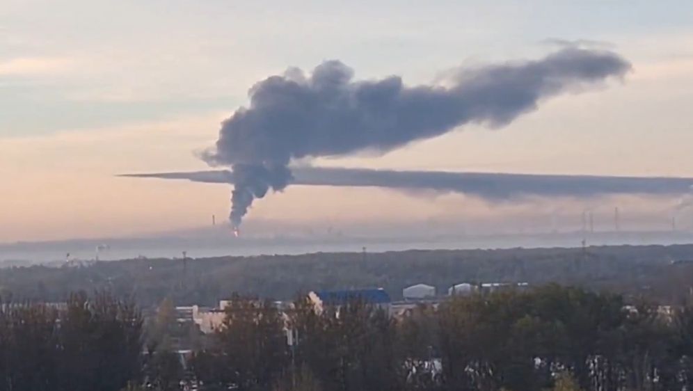 Gori ruska rafinerija u Jaroslavlju