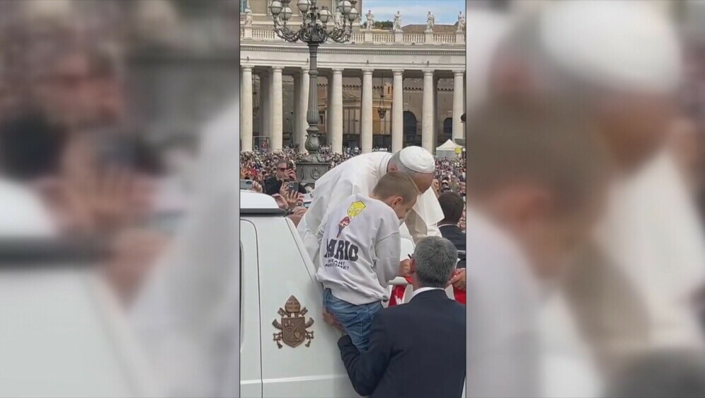 Dječak Petar s Papom