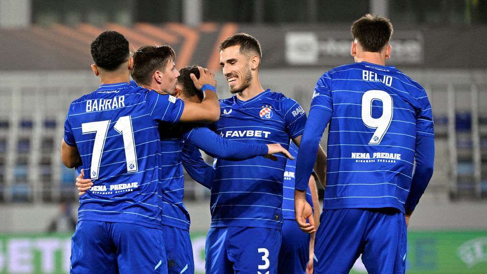 Dinamo slavi pogodak