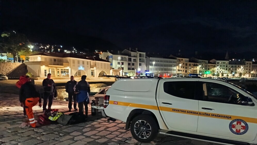 Ronioci HGSS-a sudjelovali u izvlačenju četiriju tijela kod Senja - 5