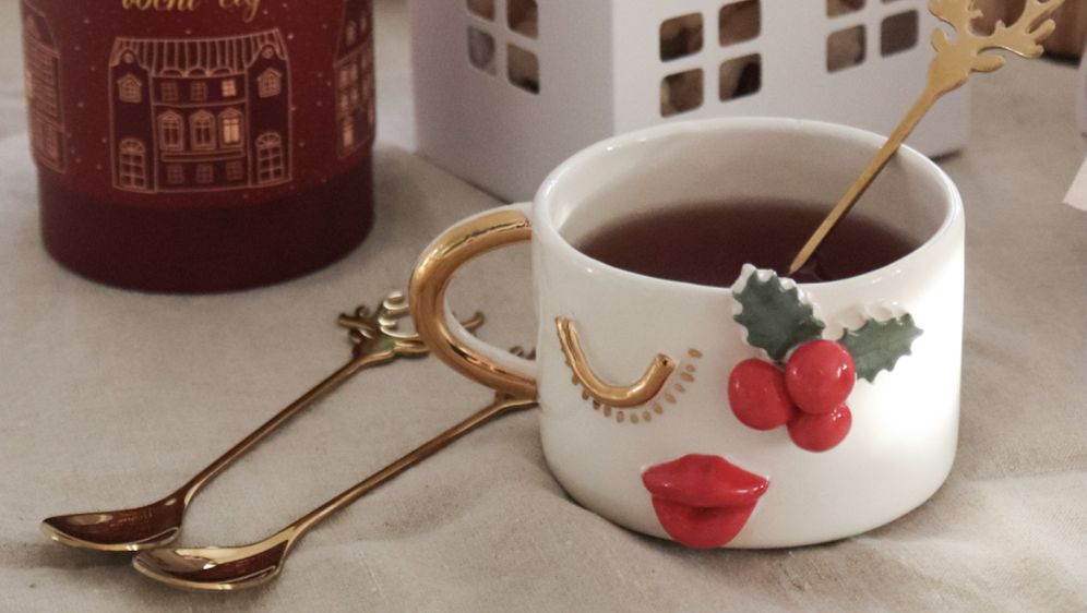 Brend Flora čajevi ima šarmantne šalice te više od 130 biljnih čajeva i čajnih mješavina te više od 30 voćnih čajeva - 18