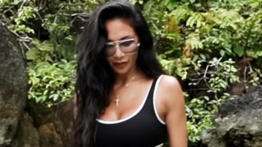 Nicole Scherzinger - 1