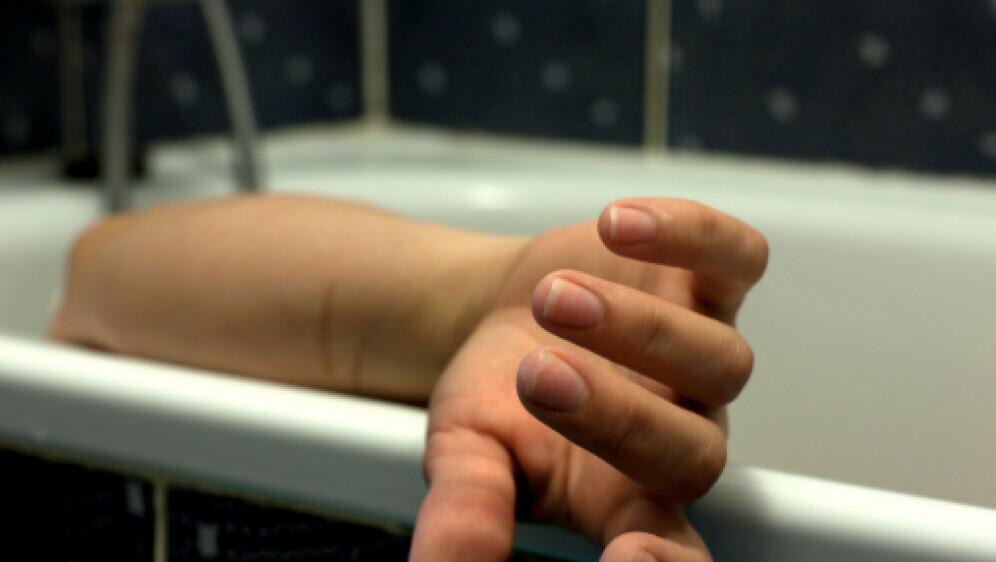 Tijelo u kadi, ilustracija