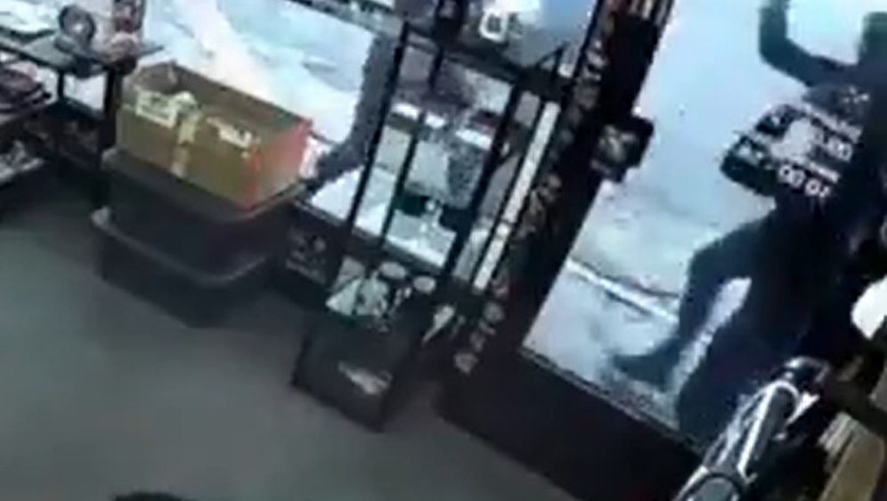 Sukob Delija i Grobara