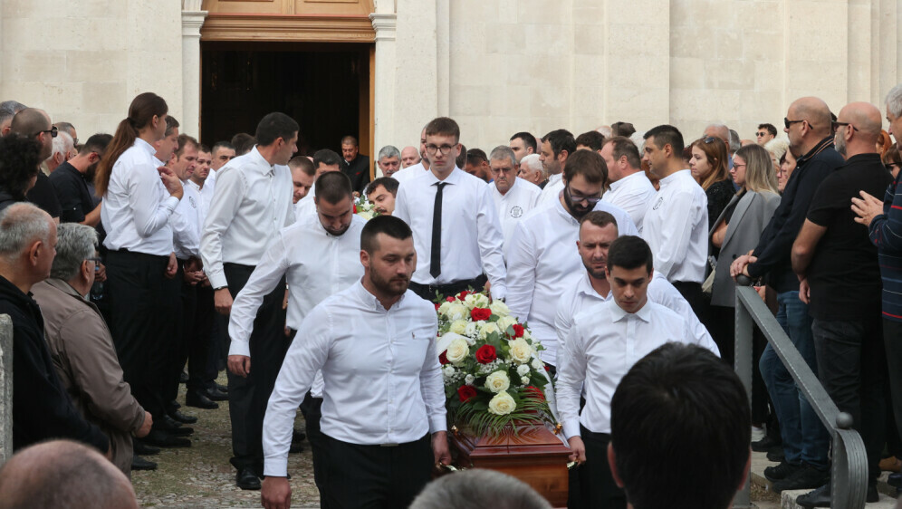 Sprovod Andrije i Roka Kovačeva, planinara stradalih u Sloveniji - 3