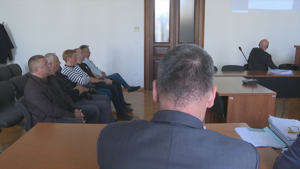 Suđenje Damiru Dekaniću