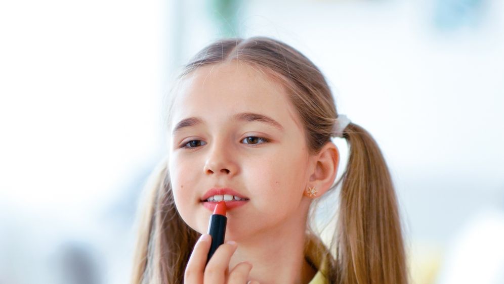 Je li šminki mjesto u školi?