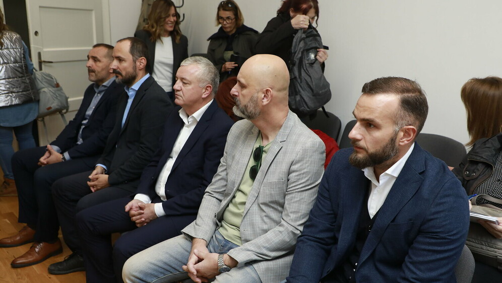 Početak suđenja bivšim ministrima u aferi po babi i stričevima - 3