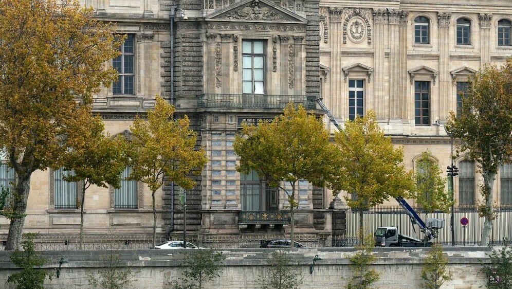 Opljačkan muzej Louvre - 2