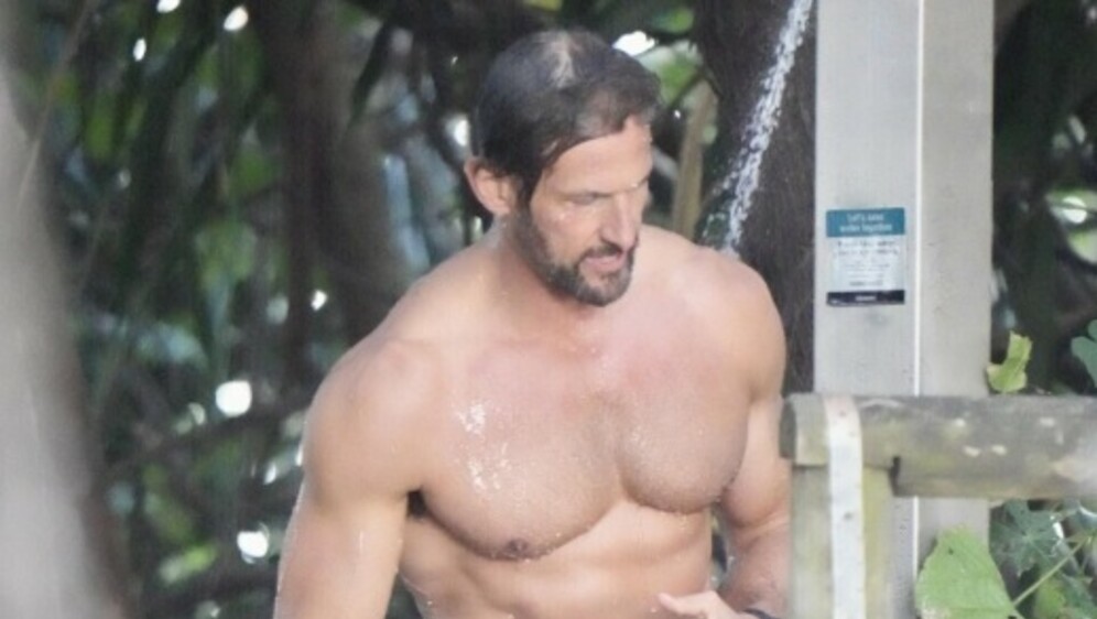 Tim Robards