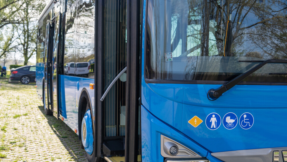 Autobus, ilustracija