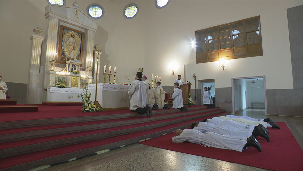 Zaređeni novi đakoni