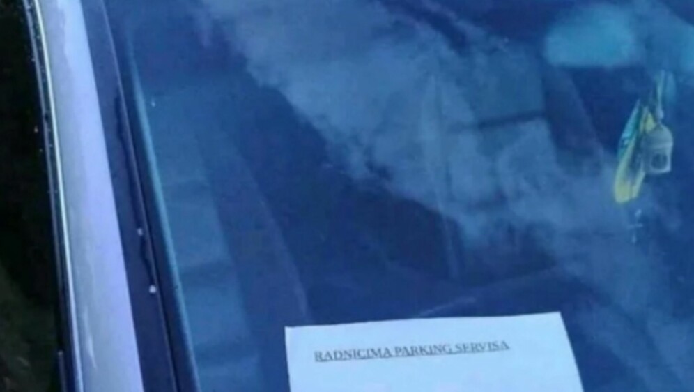 Bizarno upozorenje radnicima parkinga u Srbiji