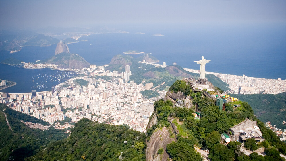 Kako se piše: u Saveznoj Republici Brazil ili u Saveznoj Republici Brazilu