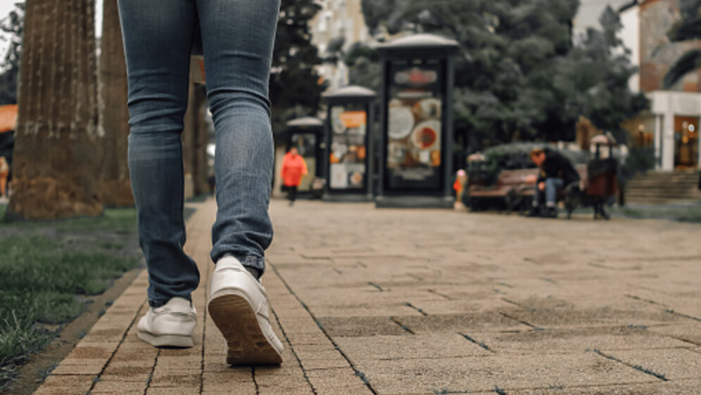 Pločnik, ilustracija