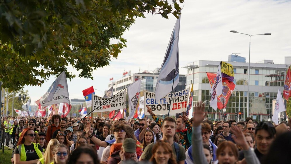 Beograd: Pogled iz zraka na tisuće studenata koje su krenule u Novi Sad - 1