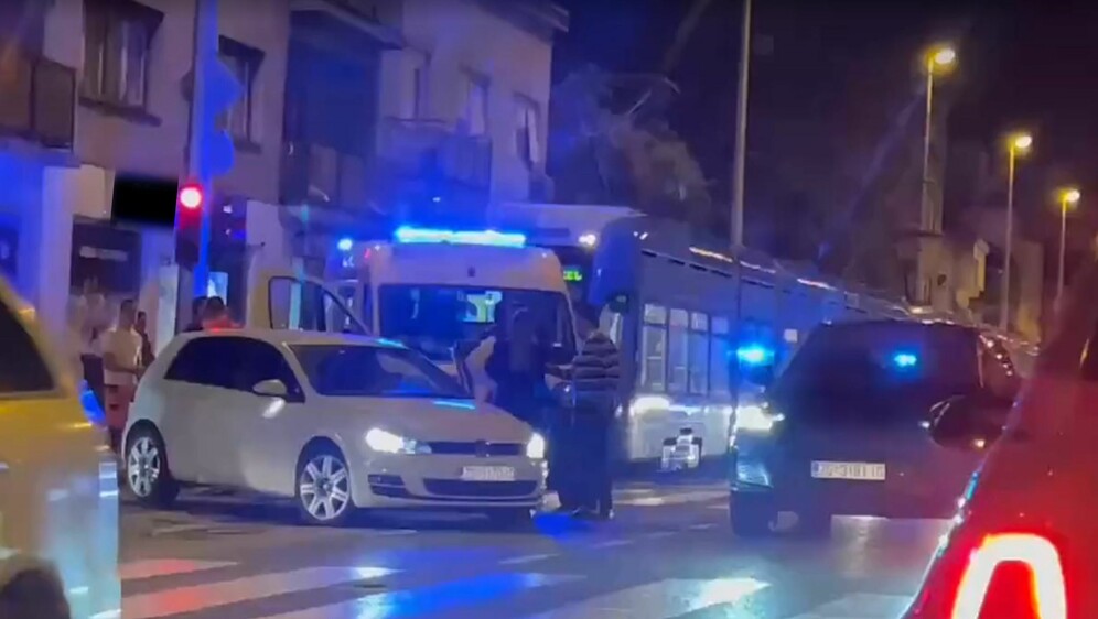 Zbog prometne nesreće nastala je kolona tramvaja