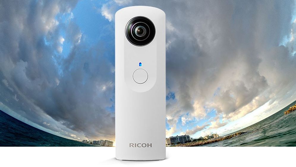 Ricoh predstavio Theta digitalnu kameru, za snimanje panorama od 360 stupnjeva