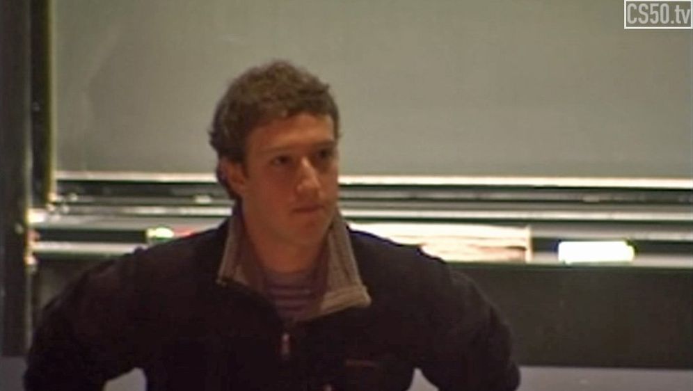 Pogledajte Zuckerbergovo predavanje na Harvardu pred manje od 20 ljudi