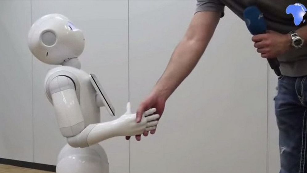Uhićen jer je pretukao – robota