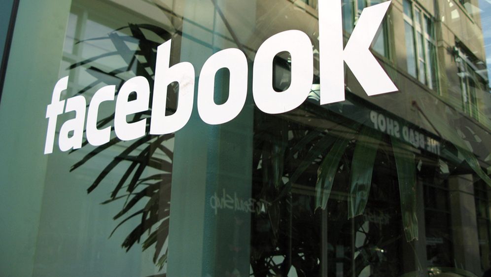 Hoćete li isprobati test koji će vam pokazati što Facebook doista zna o vama?