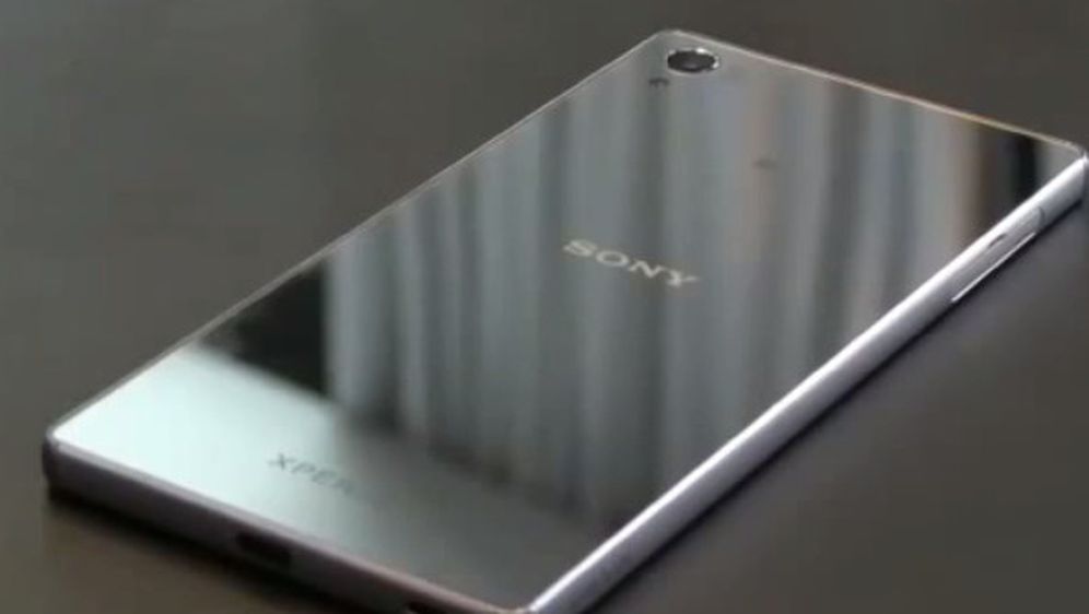 Stižu tri nova Xperia telefona s odličnim kamerama