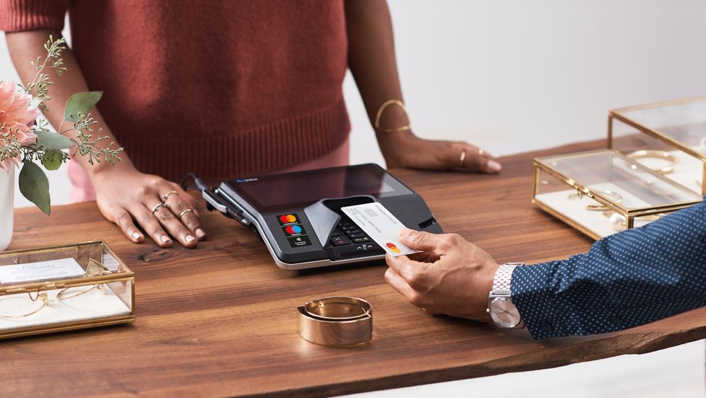 Beskontaktno plaćanje (Foto: Mastercard)