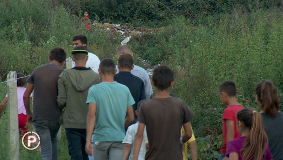 Put do ilegalnog odlagališta u blizini romskog sela (Foto: Dnevnik.hr) - 1