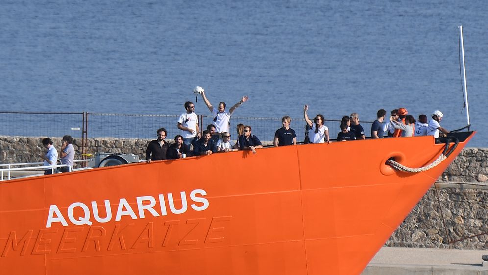 Brod Aquarius s migrantima (Foto: AFP)
