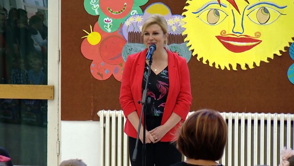 Predsjednica Kolinda Grabar-Kitarović u Osnovnoj školi Luka (Foto: Dnevnik.hr)