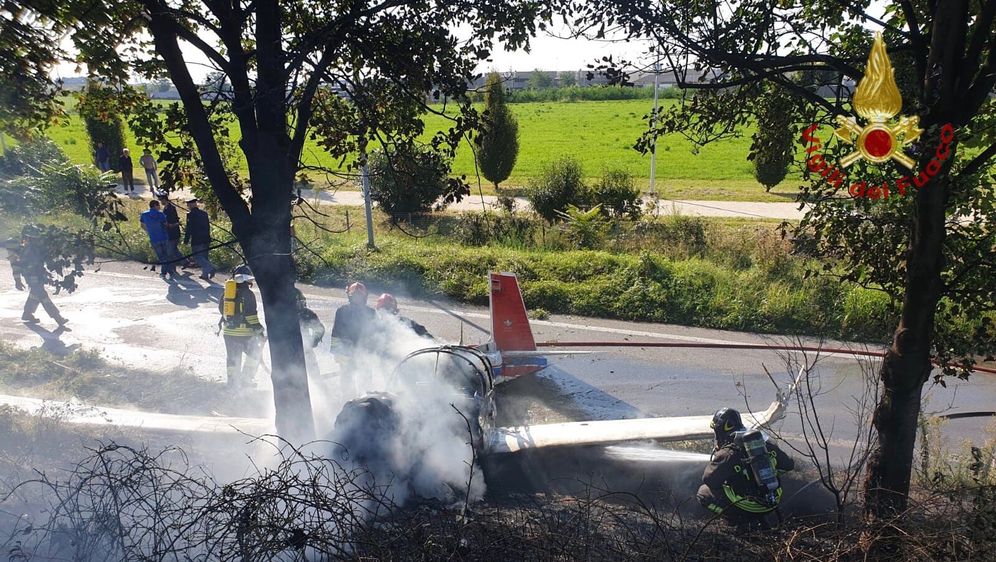 Srušio se avion u Italiji (Foto: Vigili del Fuoco)