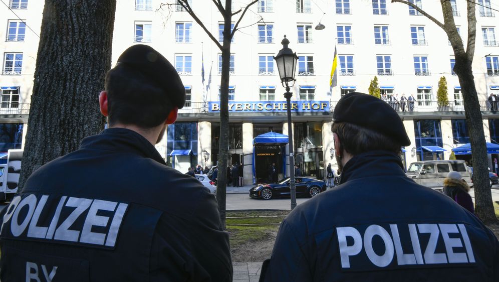 Njemačka policija, ilustracija (Foto: THOMAS KIENZLE / AFP)