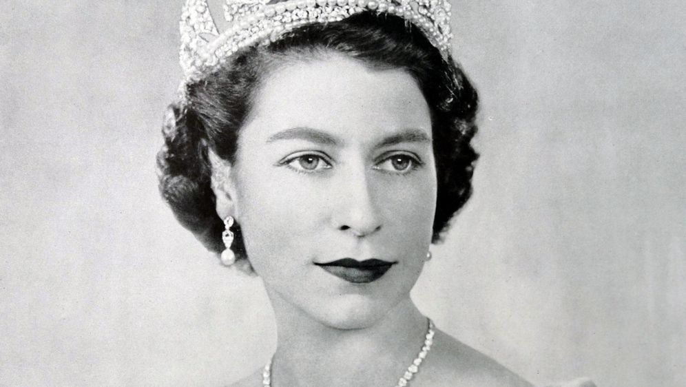 Kraljica Elizabeta II. okrunjena je 2. lipnja 1953. godine