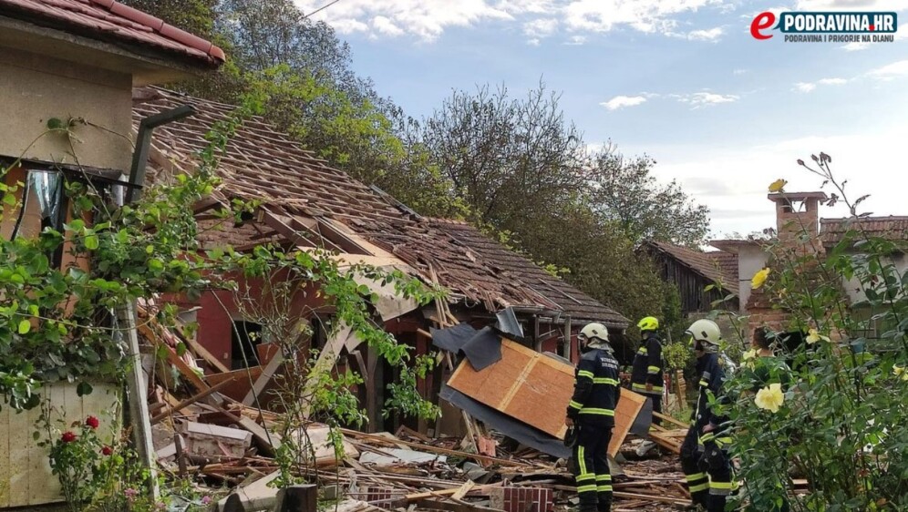 Snažna eksplozija u Đelekovcu - 1