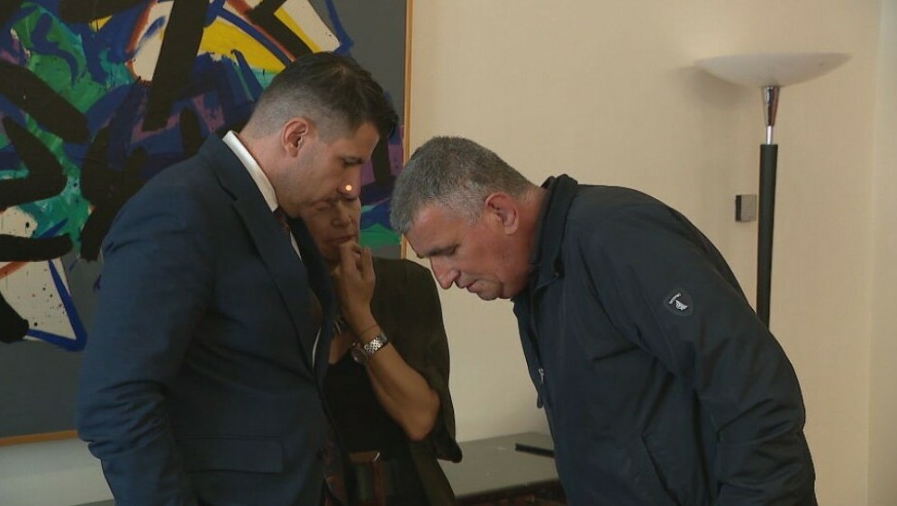 Raskol na desnici, ilustracija - 1