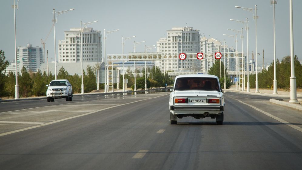 Ašgabat, Turkmenistan - 3