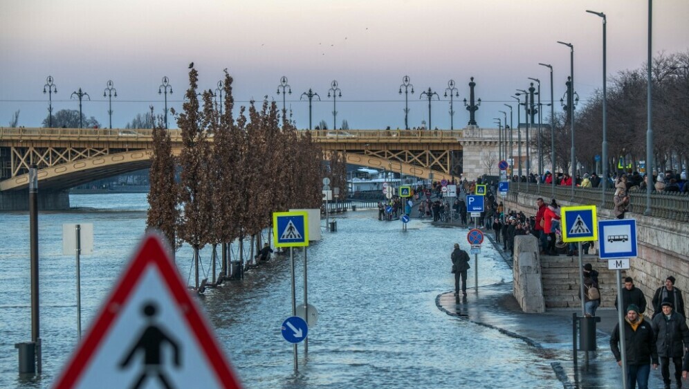 Izlio se Dunav u Budimpešti (arhiva)