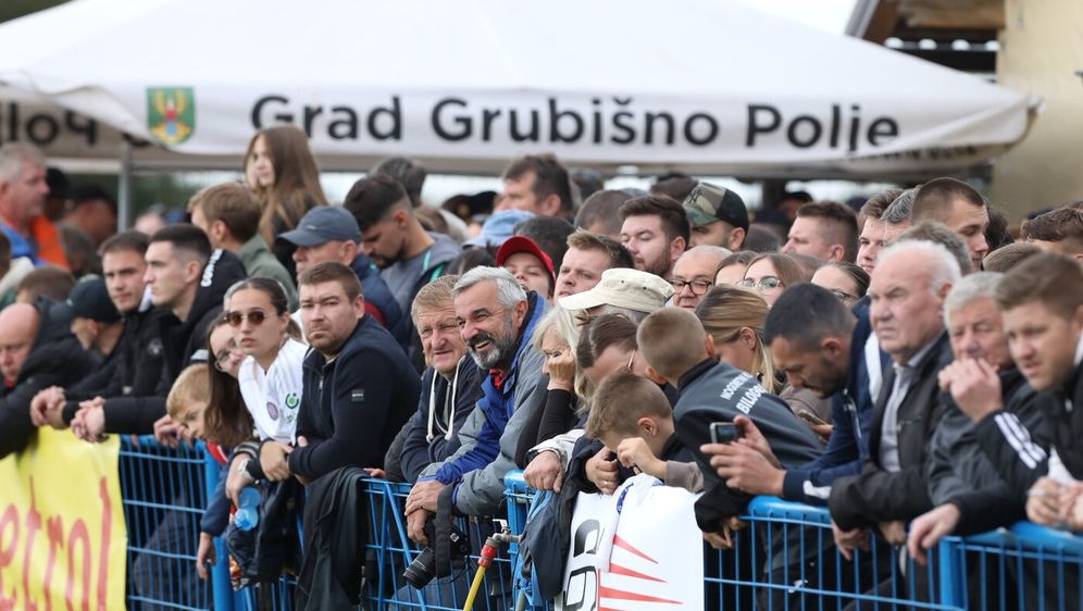 Navijači na utakmici Bilogora - Hajduk