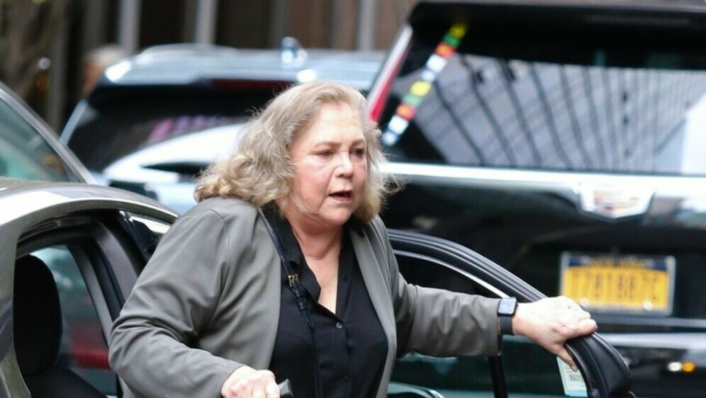 Kathleen Turner