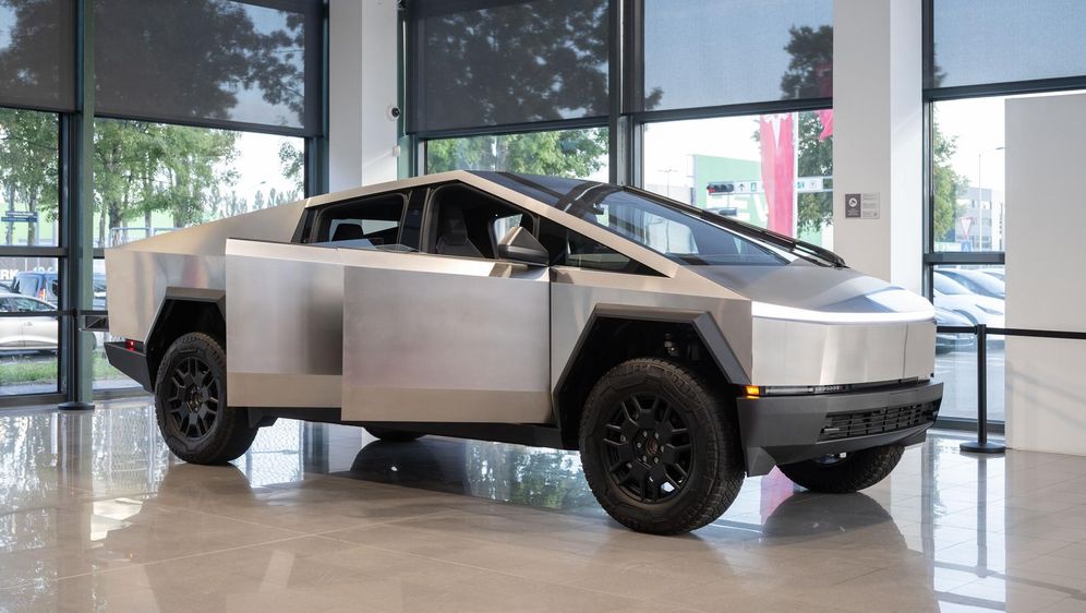 Tesla Cybertruck u Zagrebu - 5