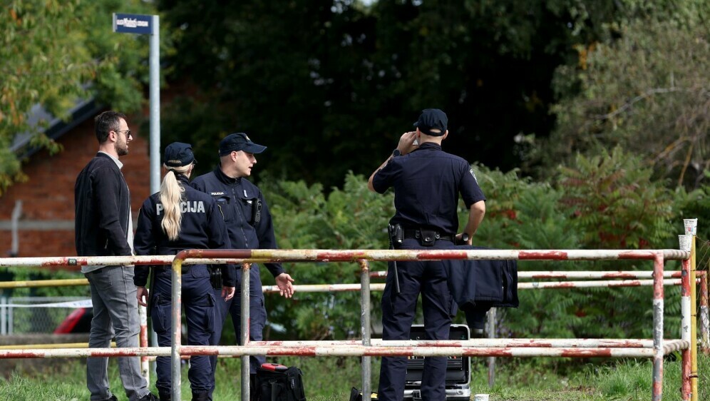 Policijski očevid u Buzinu gdje je vlak usmrtio maloljetnika - 4