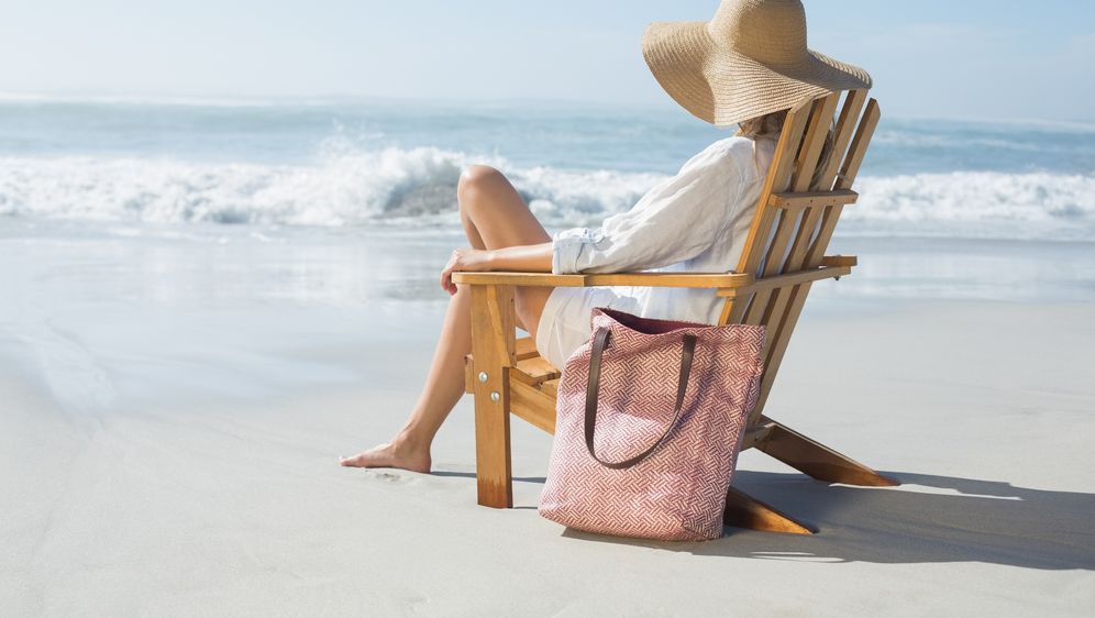 Kako se piše: potamniti ili potamnjeti