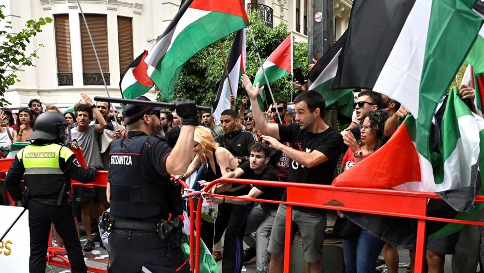 Protupalestinski prosvjednici na Vuelti