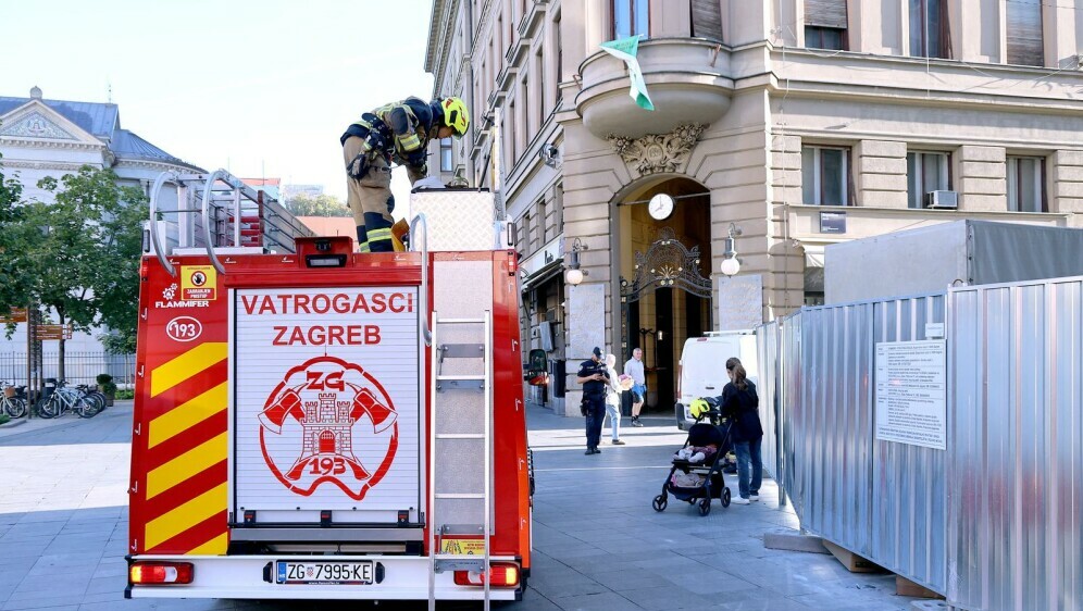 Intervencija na Cvjetnom trgu - 4